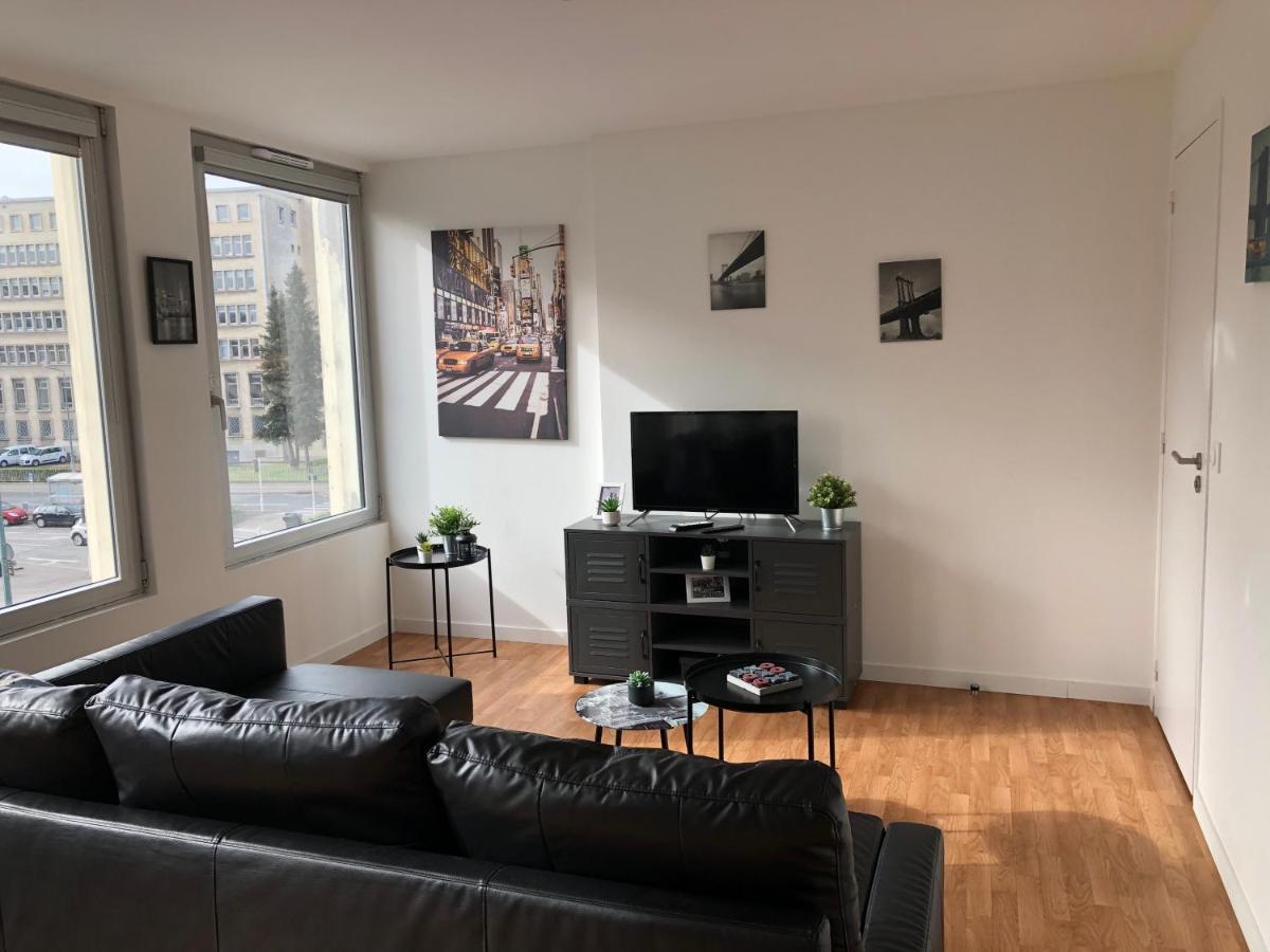 شقة Hyper Centre - Wifi Fibre Gratuit - Jergweloh - Le New Yorkais كان المظهر الخارجي الصورة
